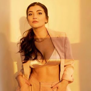 Meet your Posher, Rachel